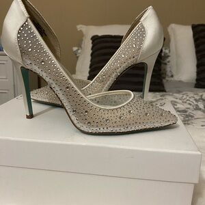 Betsey Johnson crystal illusion pumps